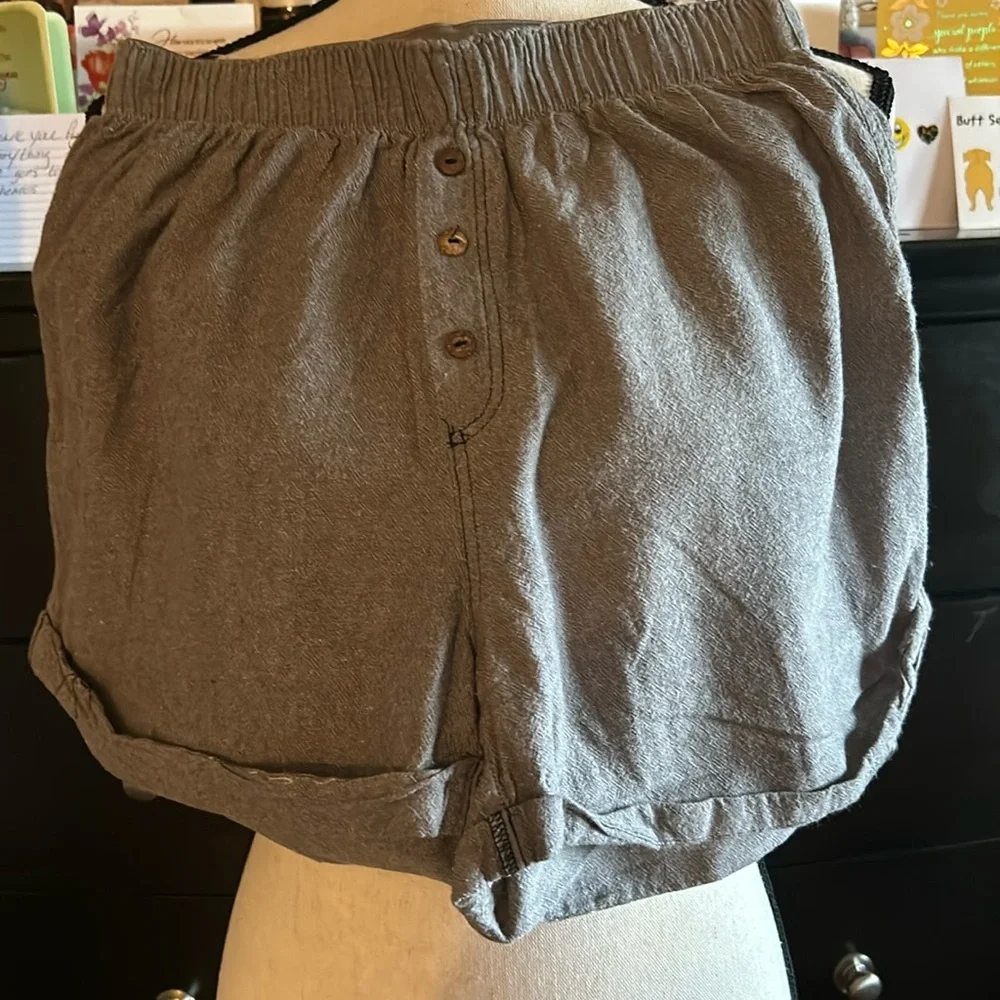 EUC Intimate free people sleepwear shorts. Like new size small hip 12”-22” - Picture 3 of 7